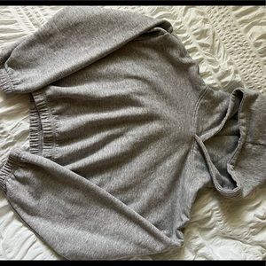 cropped hoodie